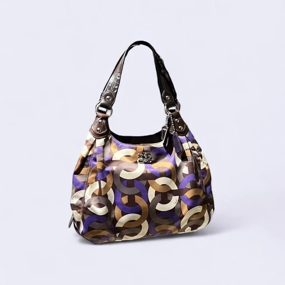 Coach - Picture 4 of 13